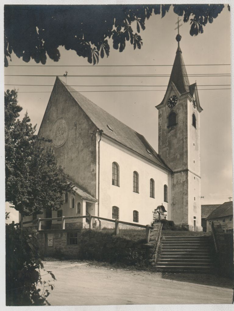 kopie-von-kirche-verkleinert-08.jpg